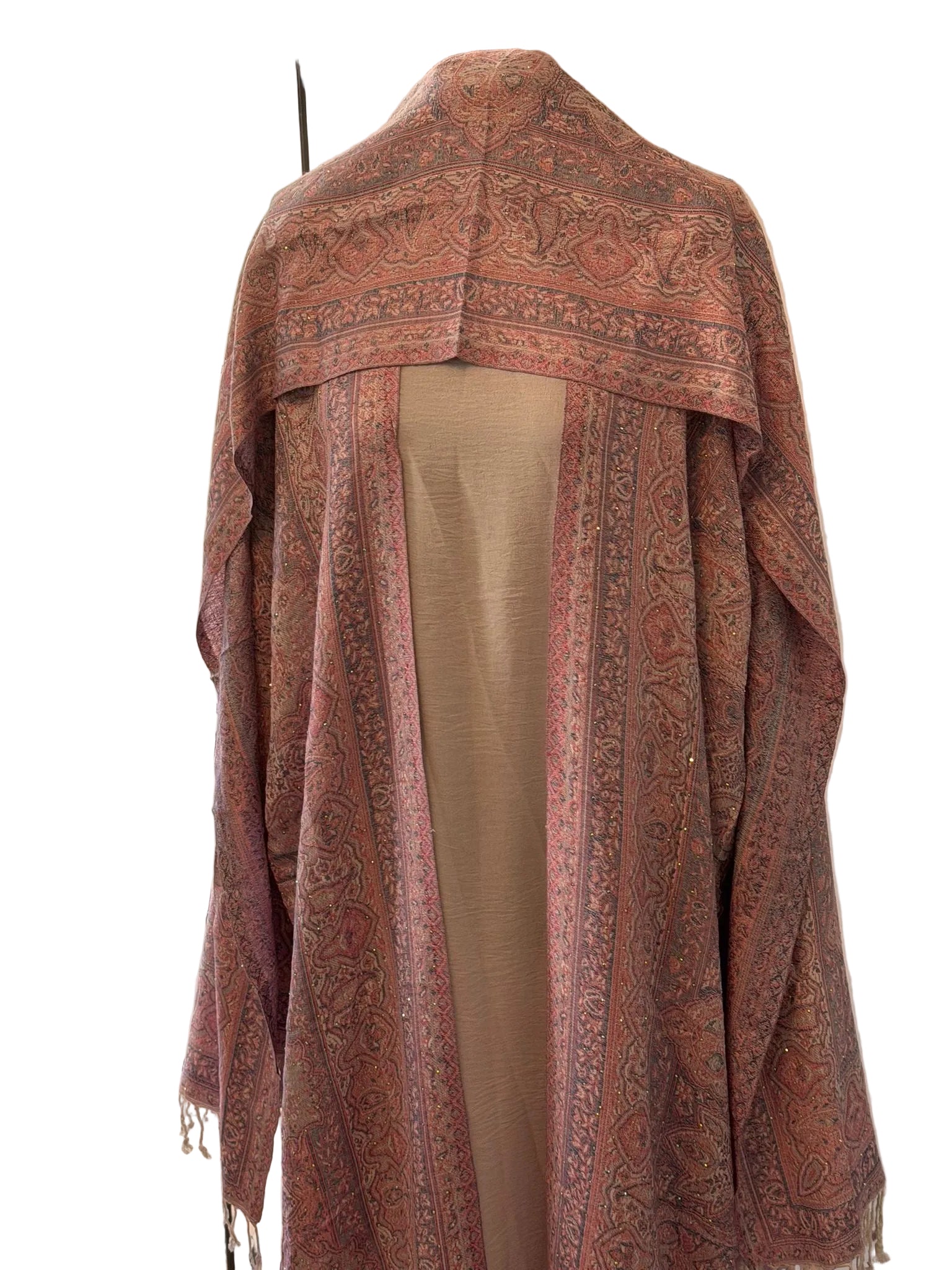 PASHMINA - Elegant Traditional Design with Intricate Patterns and Rich Colors for Stylish Wear